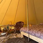 Karula - Romantic Glamping I At Karula National Park, Hot Tub Optional خيمة فخمة
