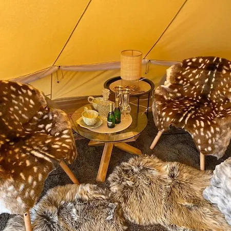 Karula Romantic And Luxurious Glamping At Karula National Park Luxussátor