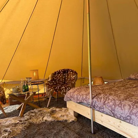Karula Romantic And Luxurious Glamping At Karula National Park Luxussátor